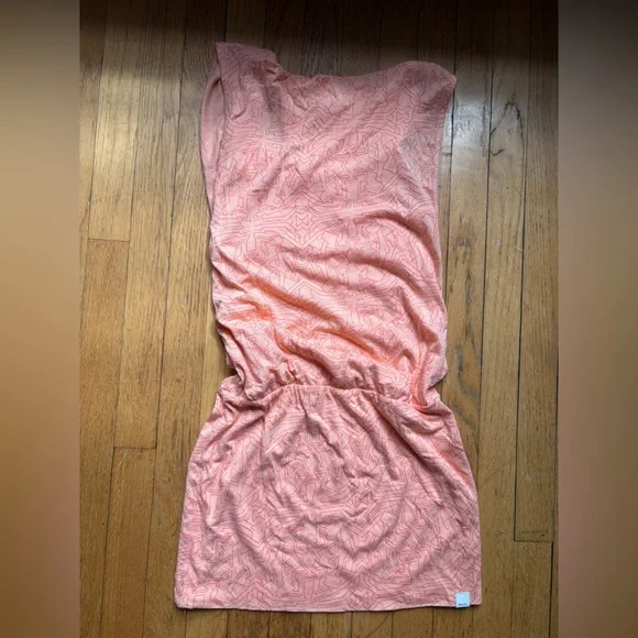 Bench dress - Picture 3 of 9